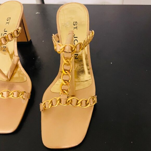 ST. JOHN, Gold Chain, Slip-On Sandal, Heels, Size 5.5 - Picture 3 of 6